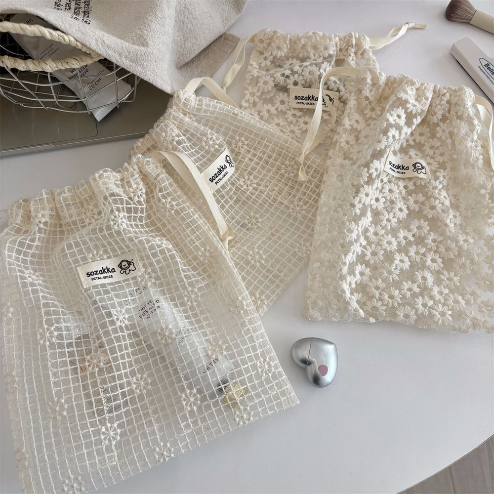 Lace Embroidered Daisy Mesh Dr - Travel Accessories Organizer ulasan dan harga